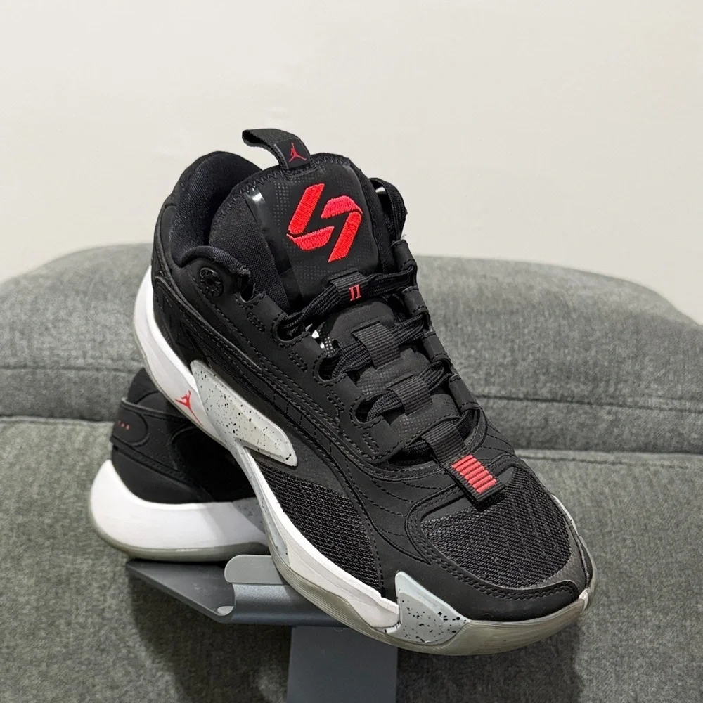 🔥 Men’s Jordan Brand Luka 2 “Bred” Basketball Sneakers 🔥
